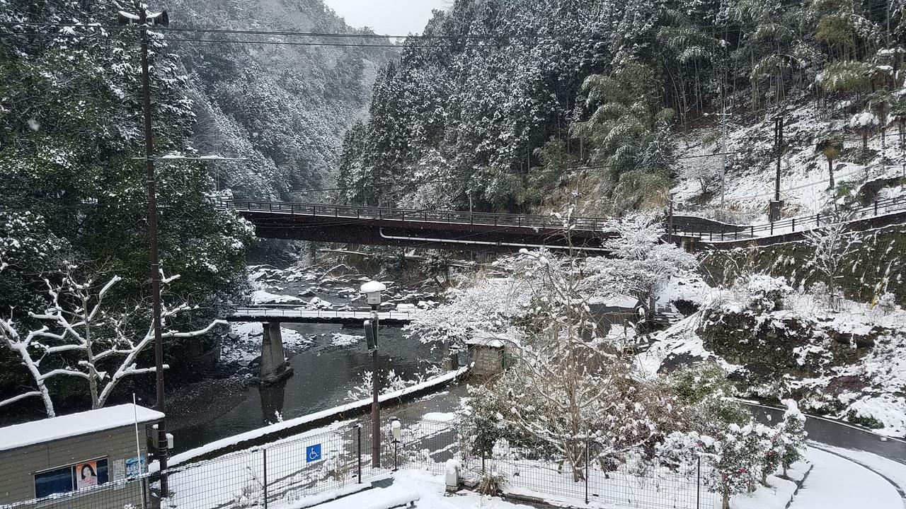 亚多里温泉亚室诺于山林小屋 桥本 外观 照片